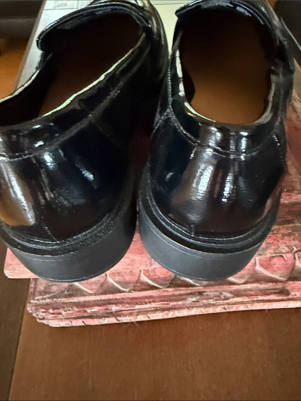 Time and Tru NWOT Women’s Black Patent Leather Penny Loafers - Size 9